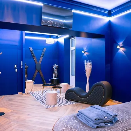 Le Voluptueux ~ Sauna ~ Jacuzzi ~ Centre-ville * Angers