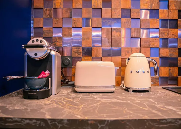 Le Voluptueux ~ Sauna ~ Jacuzzi ~ Centre-ville Daire *