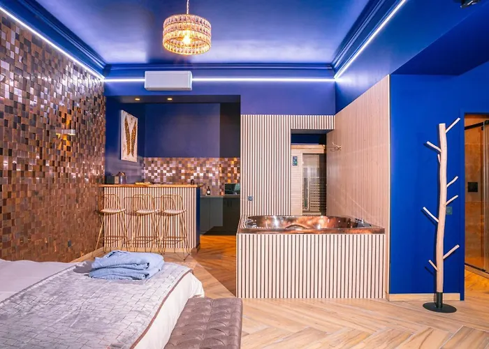 Daire Le Voluptueux ~ Sauna ~ Jacuzzi ~ Centre-ville