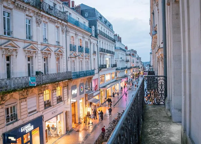 Le Voluptueux ~ Sauna ~ Jacuzzi ~ Centre-ville Angers