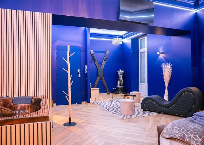 Lägenhet Le Voluptueux ~ Sauna ~ Jacuzzi ~ Centre-ville